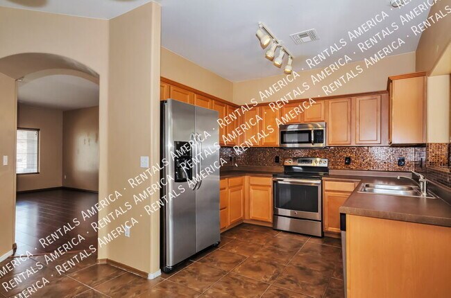 Building Photo - 60903 Silky Mane Dr
