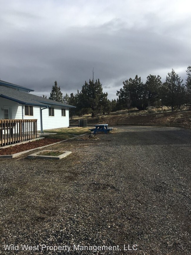 Building Photo - 8712 SW Pokegama Dr