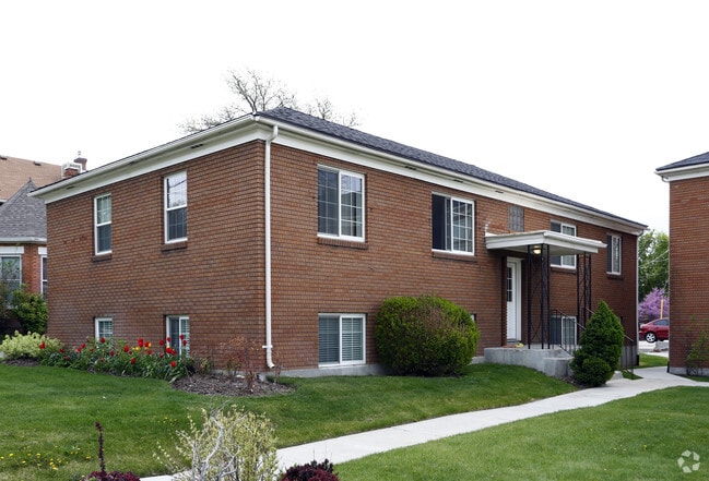 Building Photo - 804-818 E 300 S