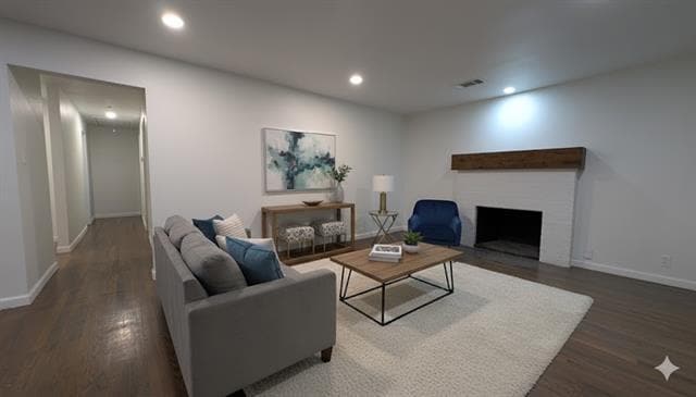 Foto principal - 1406 Eastus Dr