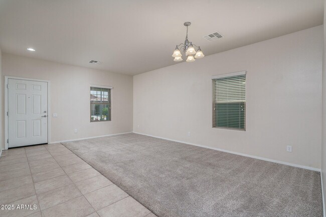 Building Photo - 10822 W Saddlehorn Rd