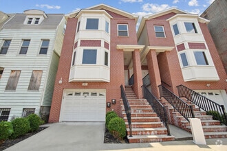 Building Photo - 286 Whiton St