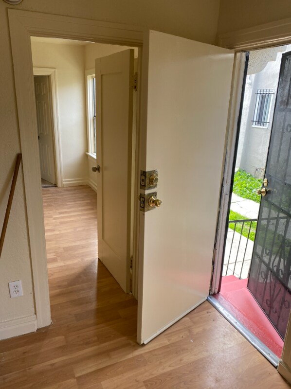 Foto del edificio - 6328 Brynhurst Ave