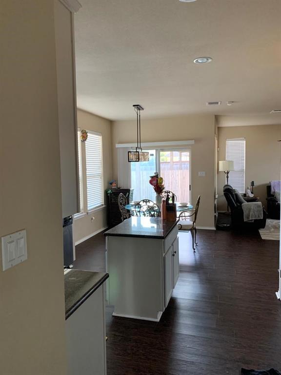 Building Photo - 14221 Willow Tank Dr