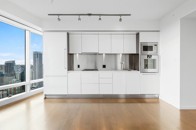 Building Photo - 1151-1151 W Georgia St