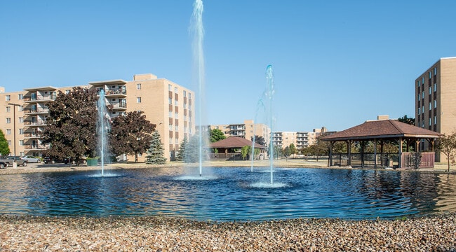 Foto del edificio - Indian Hills Senior Community