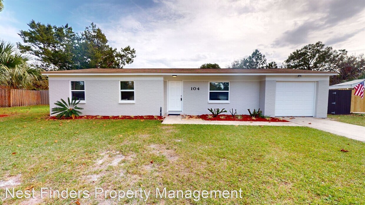Primary Photo - 3 br, 2 bath House - 104 Dolphin Blvd E