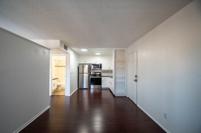 Building Photo - 13800 Sherman Way