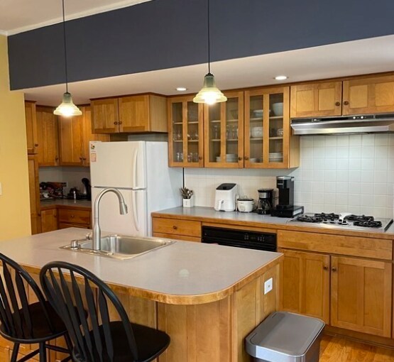 Foto principal - 62 Cypress St