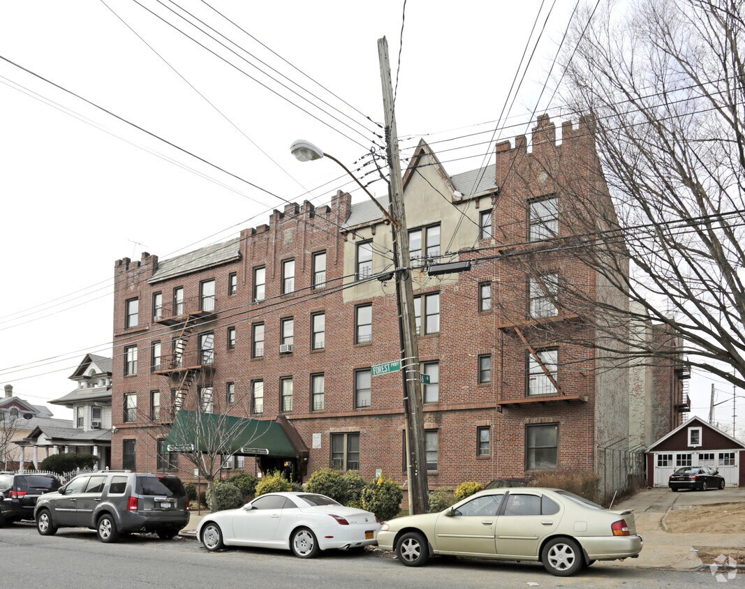 Foto principal - 86-02 Forest Parkway