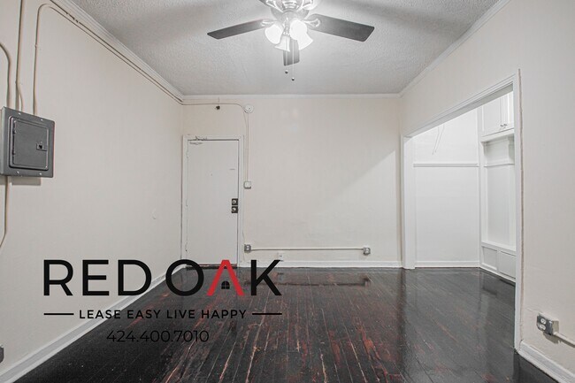 Foto del edificio - 425–427 S. Grand View St-5205