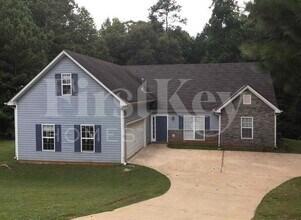Building Photo - 290 Saratoga Ct