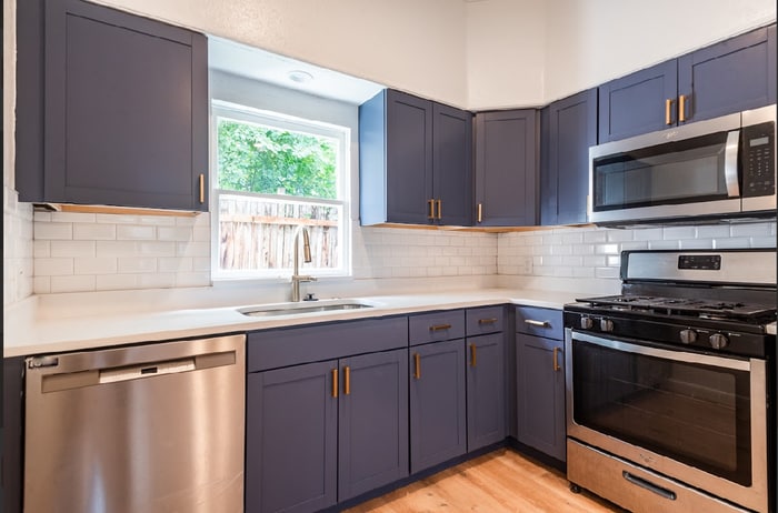 Primary Photo - 450 Quince St
