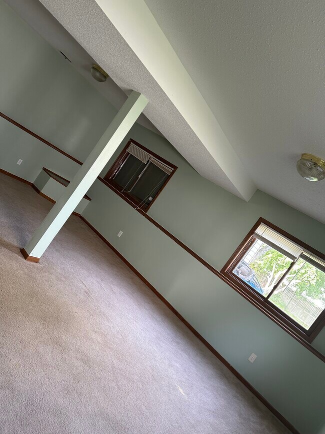 Foto del edificio - 2517 Whispering Prairie Ave
