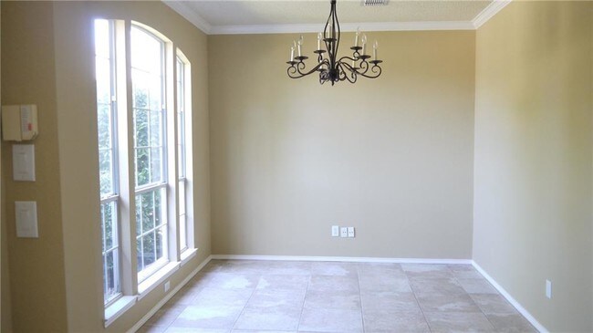 Building Photo - 6108 Sumter Ct