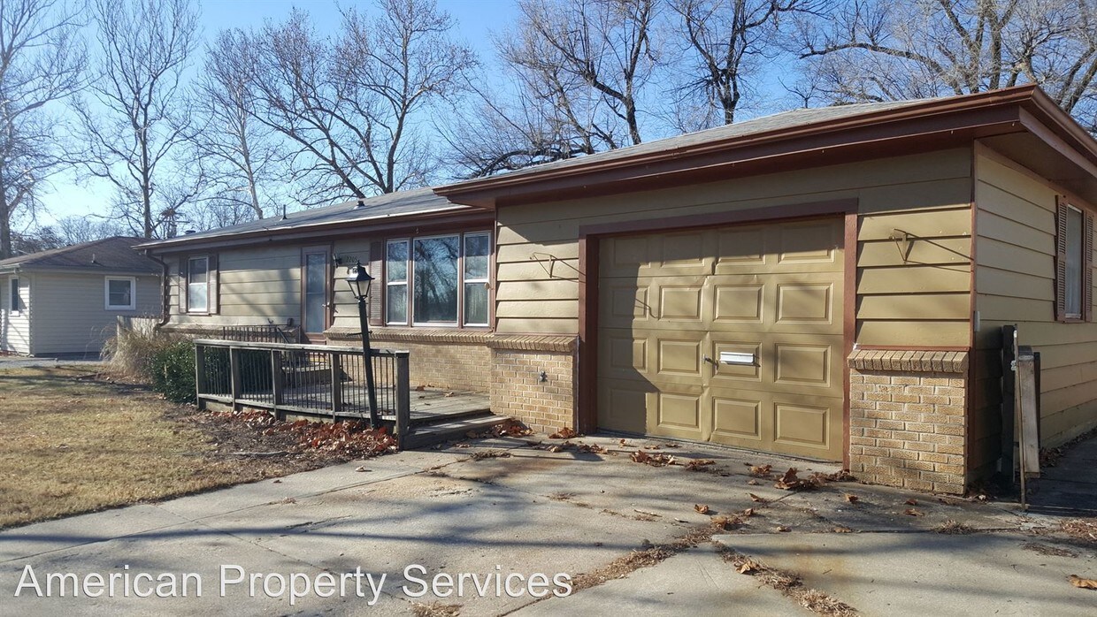 Primary Photo - 2205 Northview Dr
