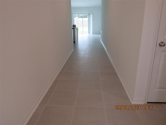 Foto del edificio - 421 SINGING SANDS Cir