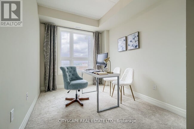 Building Photo - 620 Sauve St