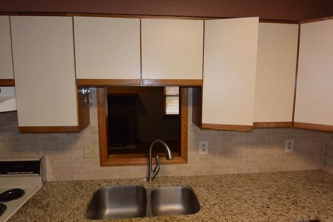 Building Photo - 6156 Haverford Ave