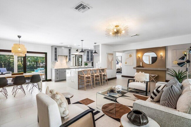 Foto del edificio - 520 Silver Ln