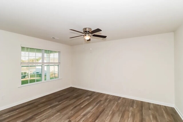 Foto del edificio - 151 Allston Wy