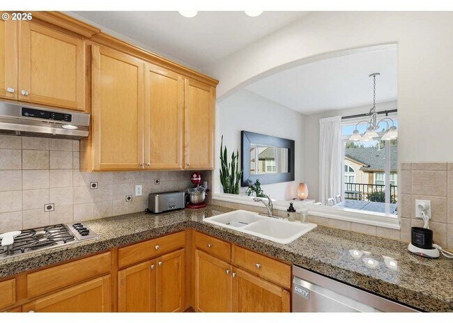 Foto del edificio - 2442 NW Burnett St