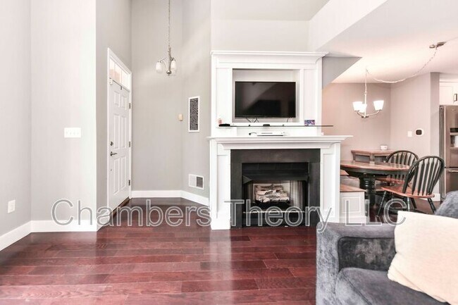 Building Photo - 5016 Barbour Dr