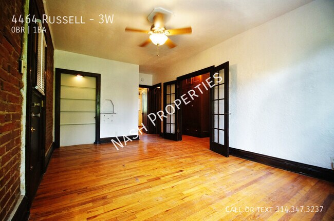 Building Photo - $825 - Large Studio apartment in Southwest...