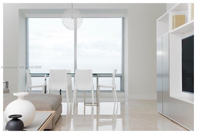 Foto del edificio - 1425 Brickell Ave