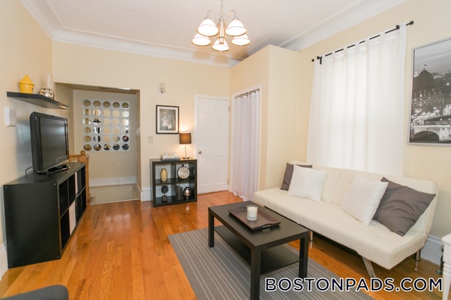 Building Photo - 89-91 Hancock St.