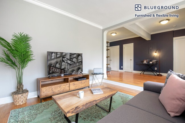 Building Photo - 10 Downing St