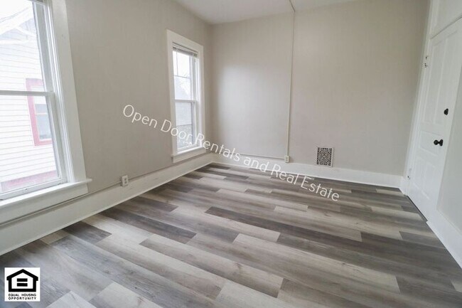 Foto del edificio - 1101 Lake Ave