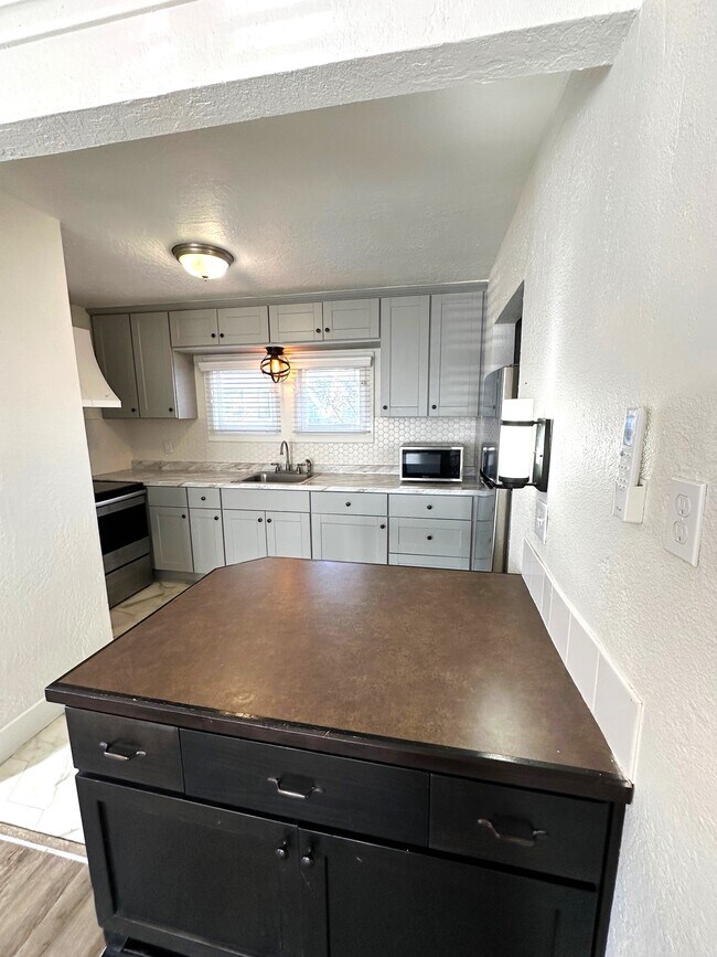 Foto del edificio - 1521 Blaine St