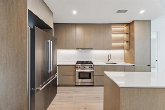 Foto del edificio - 610 Davis St