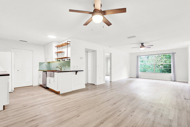 Foto del edificio - 8356 SE Croft Cir