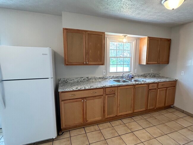 Foto del edificio - 2420 Webster Ct