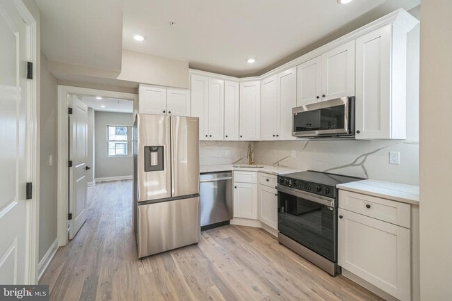 Kitchen - 1702 S 22nd St