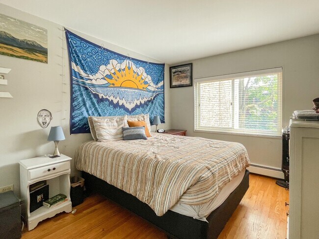 Foto del edificio - 526 W Roscoe St