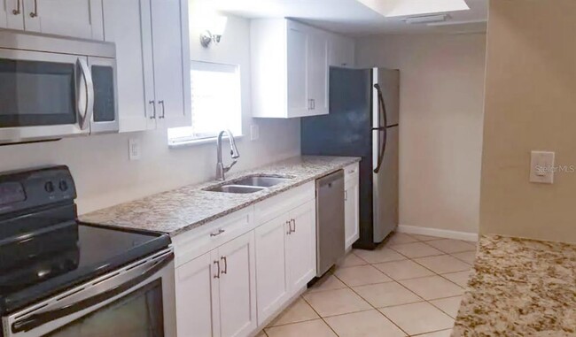 Foto del edificio - 8603 Cattail Dr