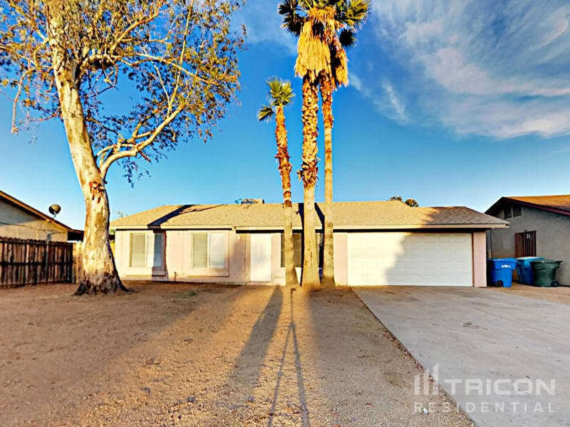 Foto principal - 808 N 67th Ln