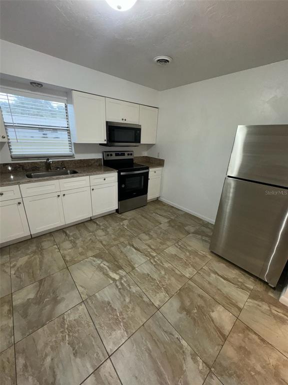 Foto del edificio - 1711 NE 70th St