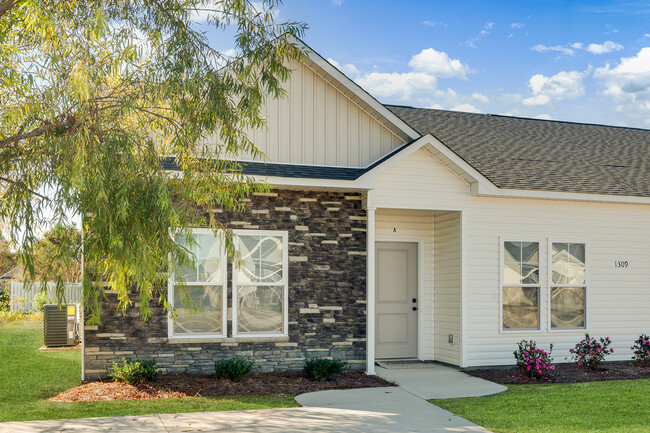 Foto del edificio - Allen Ridge Townhomes