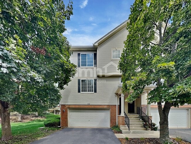 Building Photo - 312 Evergreen Cir