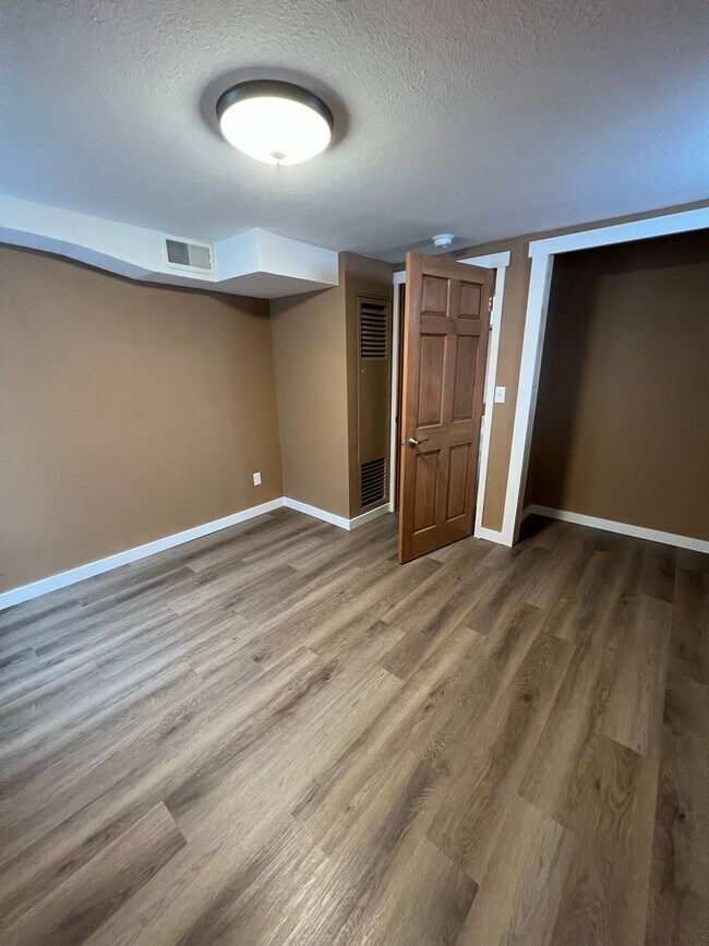 Foto del edificio - 624 N 3rd St