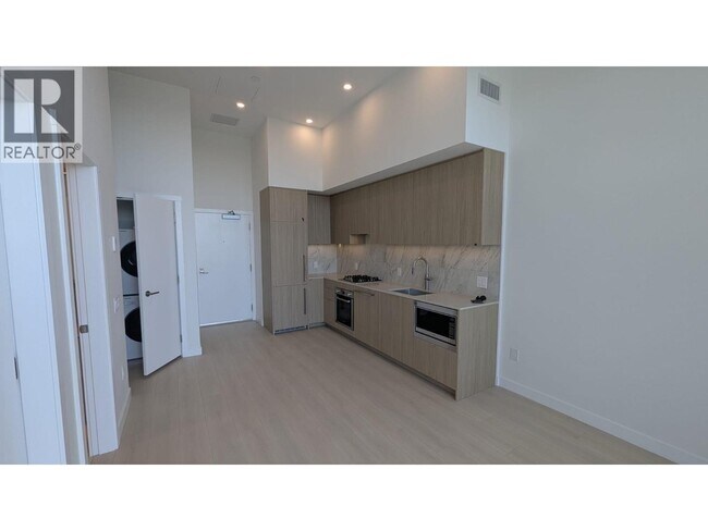 Photo du bâtiment - 626-2626 Claremont St