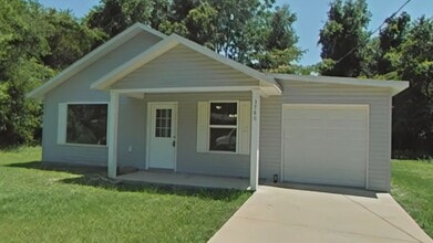 Building Photo - 3780 SE 141st Ln