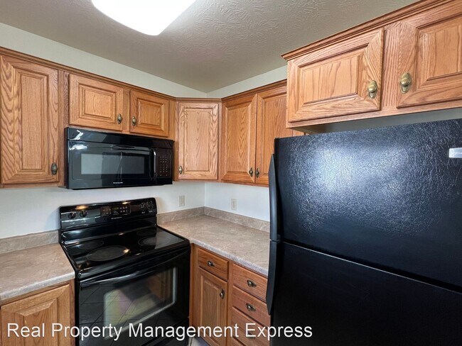 Building Photo - 2 br, 1 bath House - 4122 E Ronning Drive