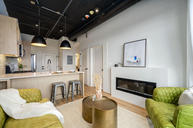 Foto del edificio - 2725 Thatcher Ave