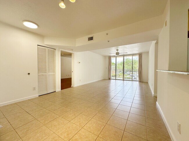 Foto del edificio - 519 E Sheridan St