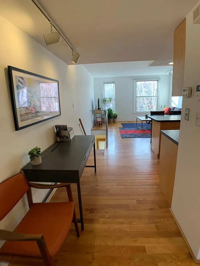 Foto del edificio - 22 N Boyle Ave